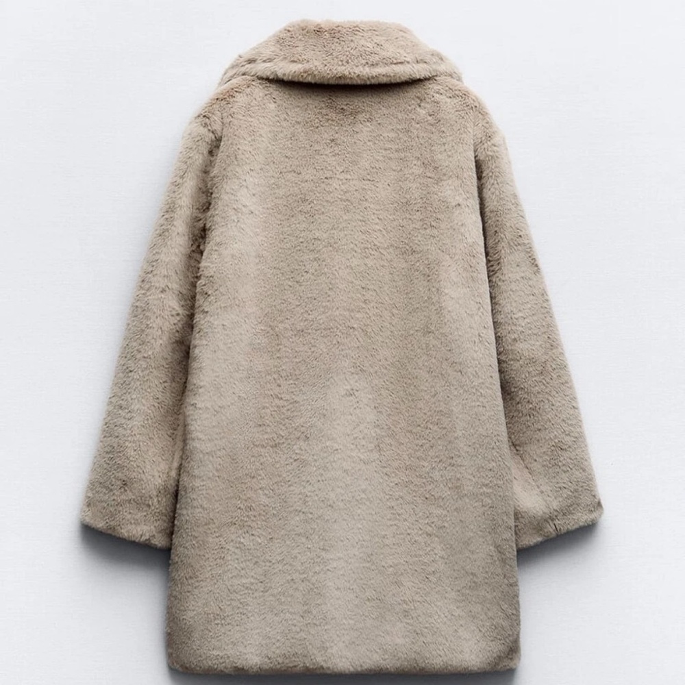 ZARA Beige Faux Shearling Teddy Coat - Picture 2 of 4